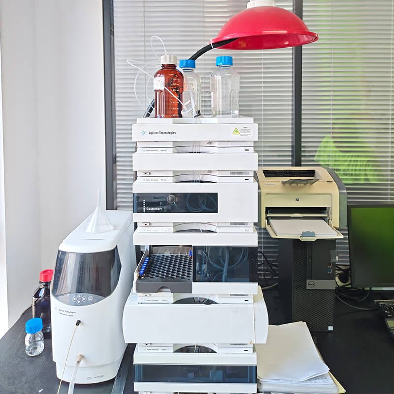 Liquid Chromatograph
